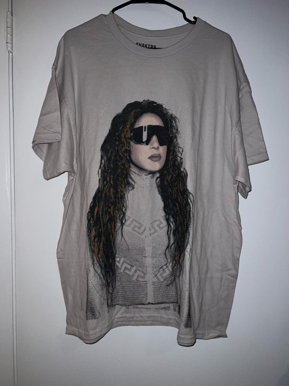 Unisex Shakira Las Mujeres Ya No Lloran Tour 2024 Tee Beige